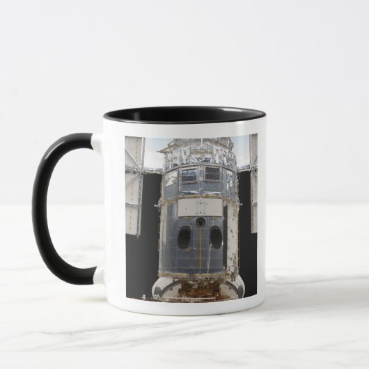 Mug Une partie du télescope spatial Hubble (Gauche)