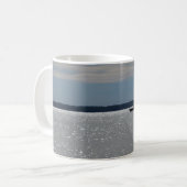 Mug Une pêche matinale tranquille (Devant gauche)