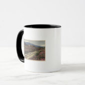 Mug Une route désertique à travers les champs de fleur (Devant gauche)