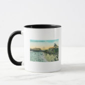 Mug Une scène de baignade typique à la plage (Gauche)