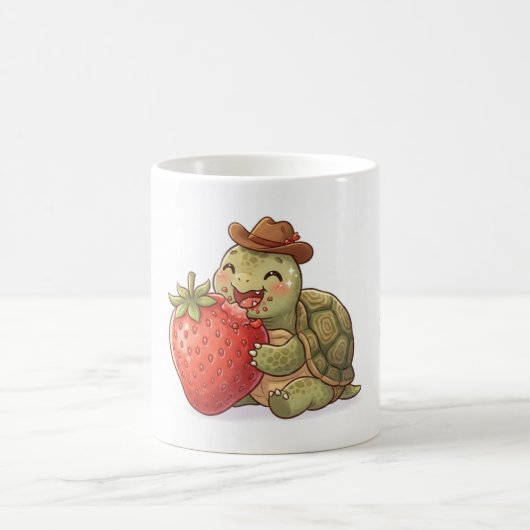 Mug une tortue mignonne mange une fraise (Centre)