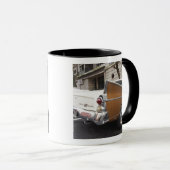 Mug Une voiture classique Studebaker Silver Hawk garée (Devant droit)