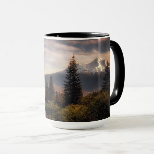 Mug Une vue préférée de Mt. Shasta et butte noire (Devant droit)