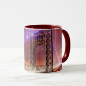 Mug Une vue venteuse et pluvieuse de soirée de fort (Devant droit)