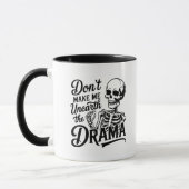 Mug Unearth the Drama (Gauche)