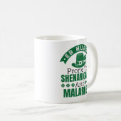 Mug Urgences de l'ER Prone à Shenanigans Jour de la Sa (Devant droit)