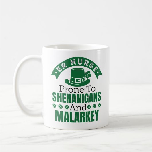 Mug Urgences de l'ER Prone à Shenanigans Jour de la Sa (Gauche)