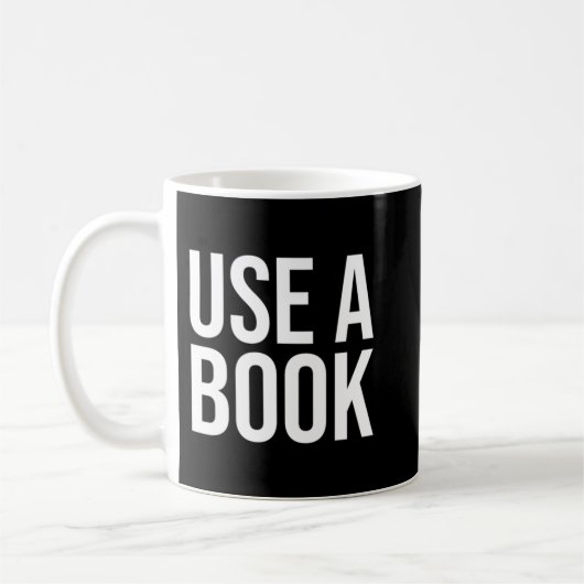 Mug Utiliser un Sweatshirt de livre (Gauche)