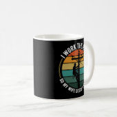 Mug Utility Lineman Retro Sunset, I Work The Pole Work (Devant droit)