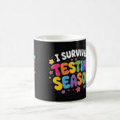 Mug v (Devant droit)