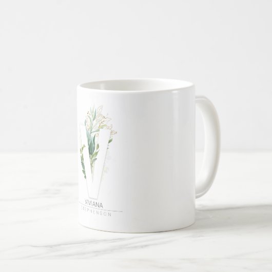 Mug V Monogramme Gold Green Feuilles Nom élégant (Devant droit)