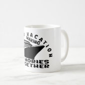 MUG VACANCES EN FAMILLE. (Devant droit)