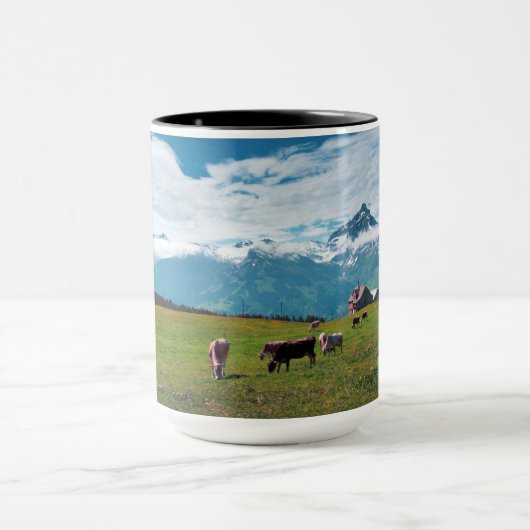 Mug Vaches joyeuses sur la ferme en Suisse (Centre)