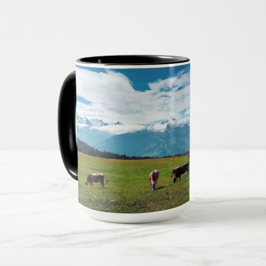 Mug Vaches joyeuses sur la ferme en Suisse (Devant gauche)