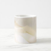 Mug Vagues d'or Abstraites sur blanc (Centre)