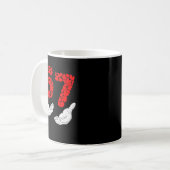 Mug Valentines Day Six Seven 6 7 Meme Hand Heart 67 Me (Devant gauche)