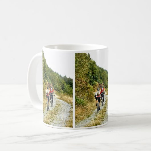 MUG VÉLO MONTAGNEUX (Devant gauche)