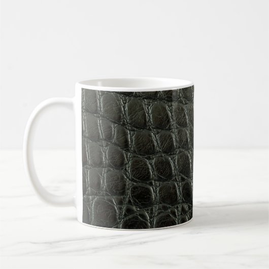 Mug Véritable alligator noir texture cuir, gros plan (Gauche)
