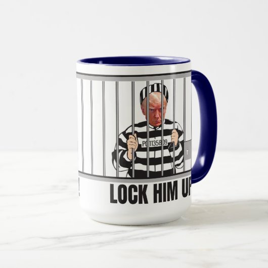 Mug Verrouille-Le Vers Le Haut (Devant droit)