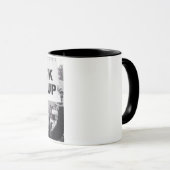 MUG VERS LE HAUT ! (Devant droit)