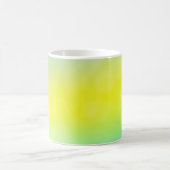 Mug Vert clair, abstrait jaune flou arrière - plan. C (Centre)