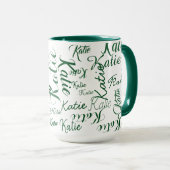 Mug vert moderne sur blanc noms manuscrits (Devant droit)