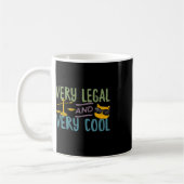 Mug Very Legal And Very Cool Funny Trump Tweet Quote T (Gauche)