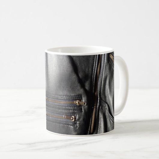 Mug Veste en cuir noir Punk Faux (Devant droit)