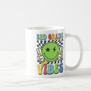 Mug Vibes de 3e année Visage souriant groovy Retour à