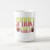 Mug Vibes éffrayantes : Halloween Graphic Tee (Centre)