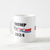 Mug Victoire de Trump 2024 aux étoiles et aux rayures (Devant gauche)