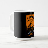 MUG VIE HORS GRILLE (Devant gauche)