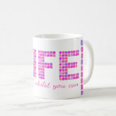 Mug Vie rose vif "Profitez-en pendant que vous pouvez" (Devant droit)