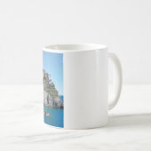 Mug ville sur une falaise (Devant droit)