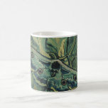 Mug Vincent van Gogh - Grand Moth Peacock<br><div class="desc">Great Peacock Moth (1889) de Vincent van Gogh est une peinture naturelle de post impressionnisme-nature vintage de beaux-arts. Un insecte, l'Empereur Moth, dans un jardin de printemps avec des fleurs de Calla Lily et d'autres plantes. Van Gogh l'a appelé une "teigne de mort" et a peint un crâne à l'arrière...</div>
