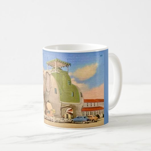 Mug Vintage Lucy Elephant (Devant droit)