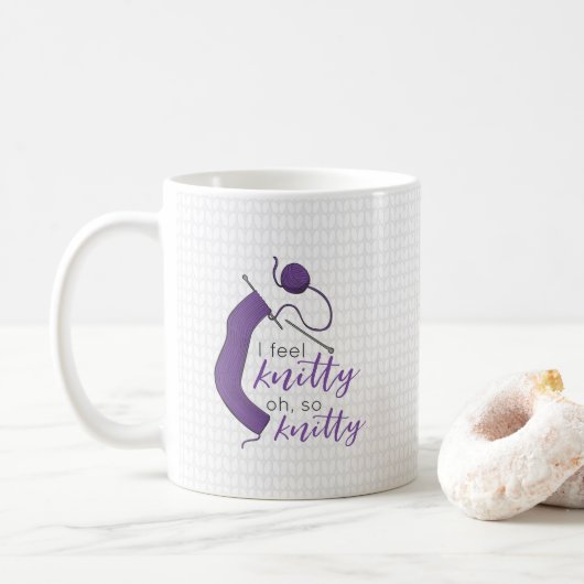 Mug Violet Je Sens Knitty, Oh Tellement Knitty (Avec donut)