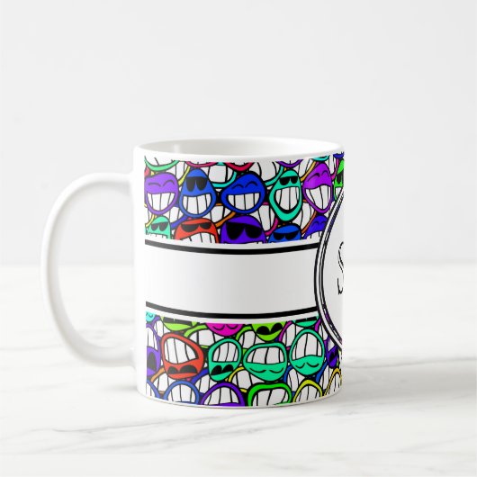 Mug visages souriants cool + monogramme (Gauche)