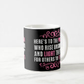 Mug Voici les femmes qui se lèvent (Devant droit)
