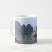 Mug Voiliers dans la baie d'Halong - Vietnam, Asie (Devant gauche)
