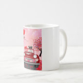 Mug Voiture de chien Pug avec coeurs Saint-Valentin (Devant droit)