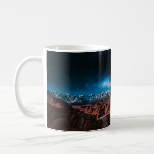 MUG VOITURE NOIRE PRÈS DES FORMATIONS DE ROCHE (Gauche)