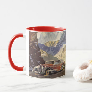 Mug Voiture vintage sur une route de montagne en hiver