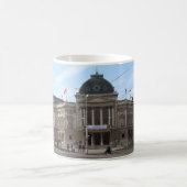 Mug Volkstheater Vienne Autriche (Centre)