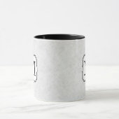 Mug Votre lettre. Monogramme fait sur commande. Gris, (Centre)