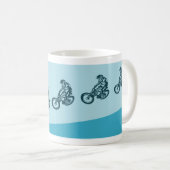 Mug VTT de descente, saut en grand air (Devant droit)