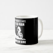 Mug VTT Vélo Sous-estimer Cadeau (Devant droit)