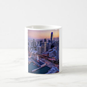 Mug Vue aérienne de San Francisco à l'heure dorée