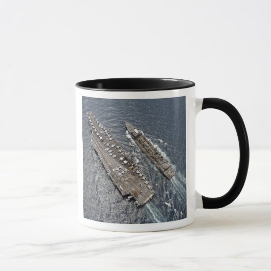 Mug Vue aérienne du porte-avions USS Ronald Reag (Droite)