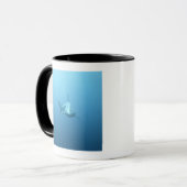 Mug Vue de face d'un requin de tigre (Devant gauche)